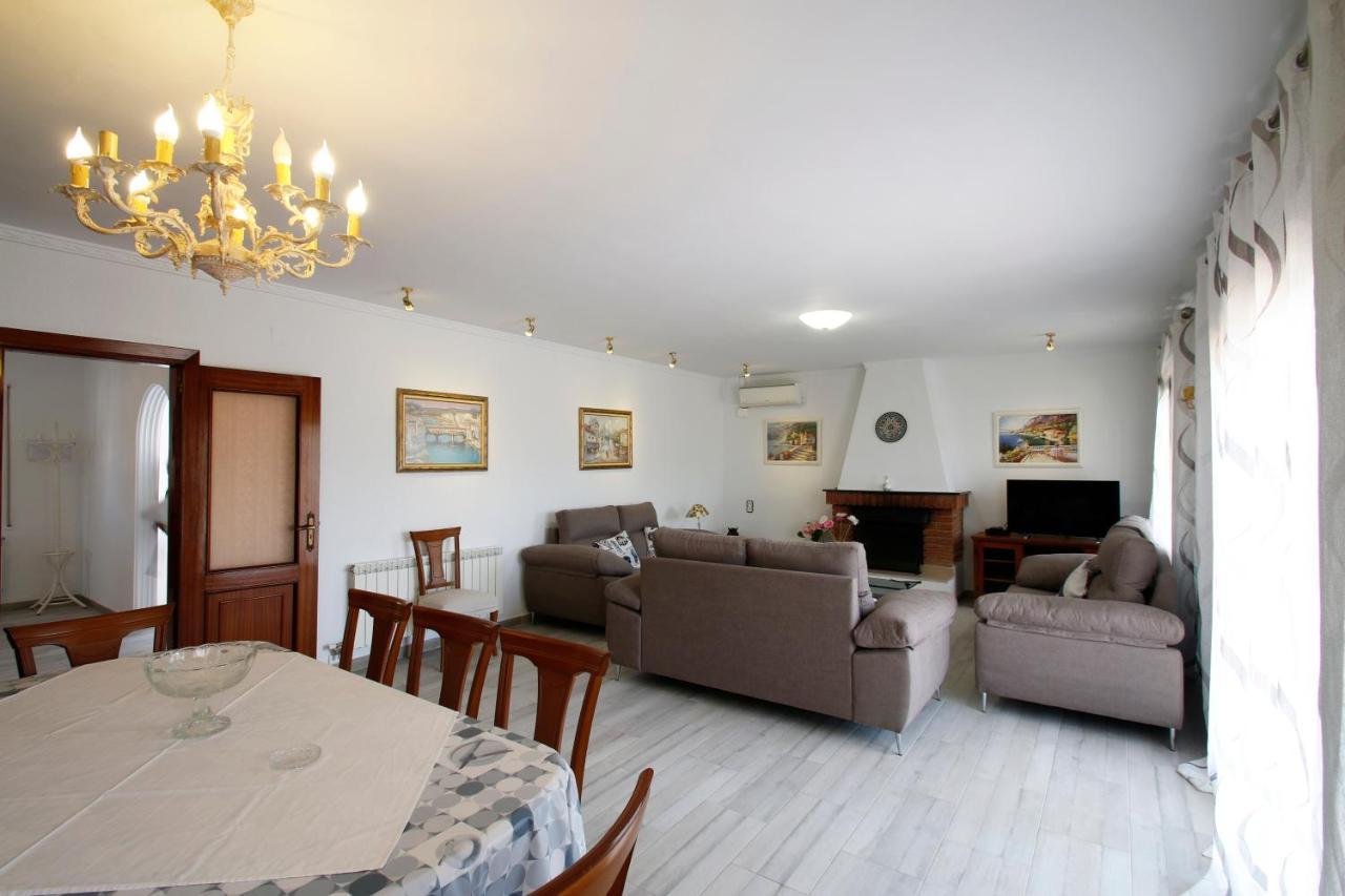 Villa Gladiols Cambrils Εξωτερικό φωτογραφία